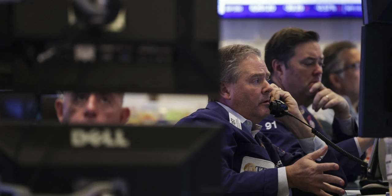 Tech Earnings Send Nasdaq Lower