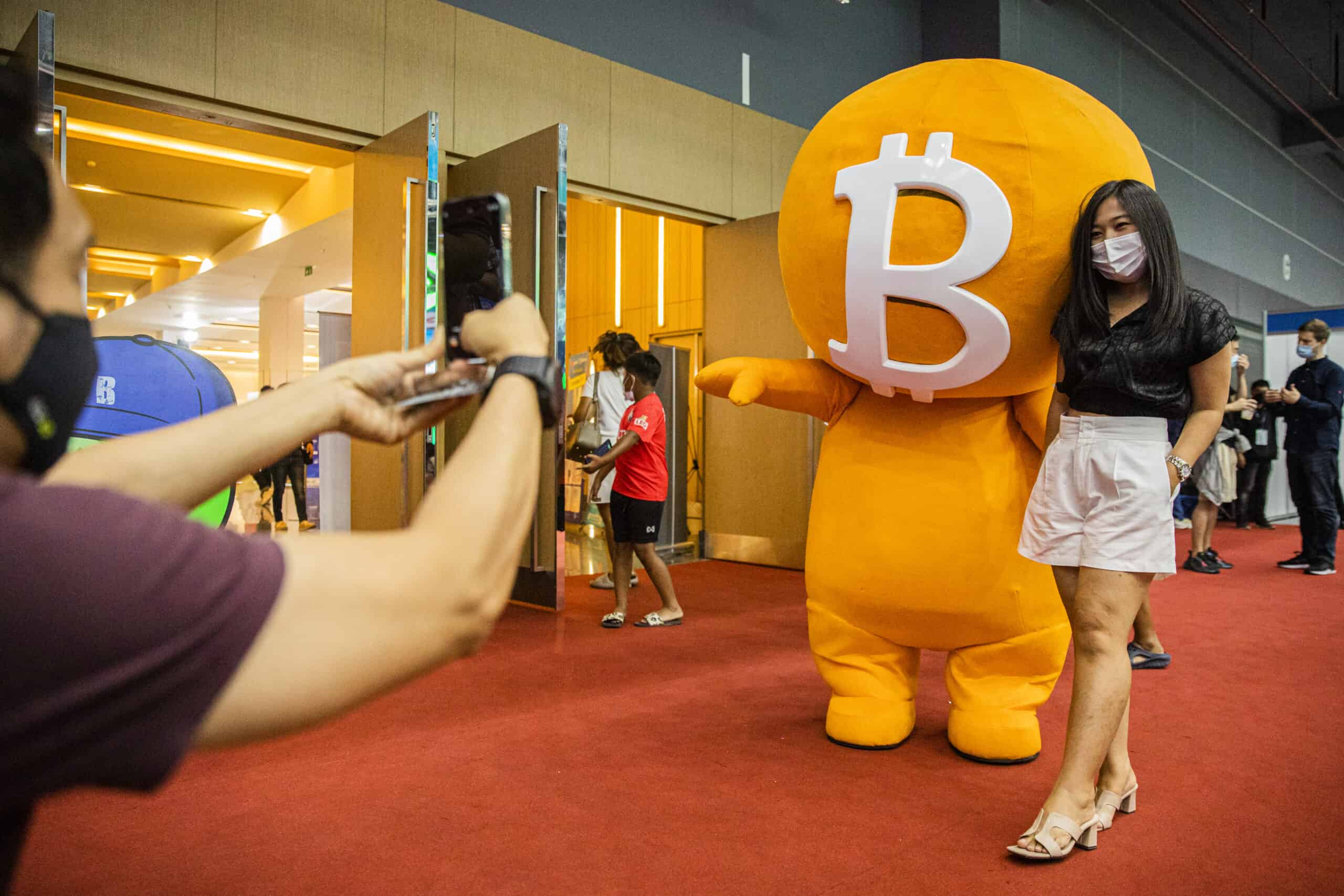 TOKEN2049 Is Drawing the Crowds in Singapore. What Actually Comes Out of a Crypto Conference?