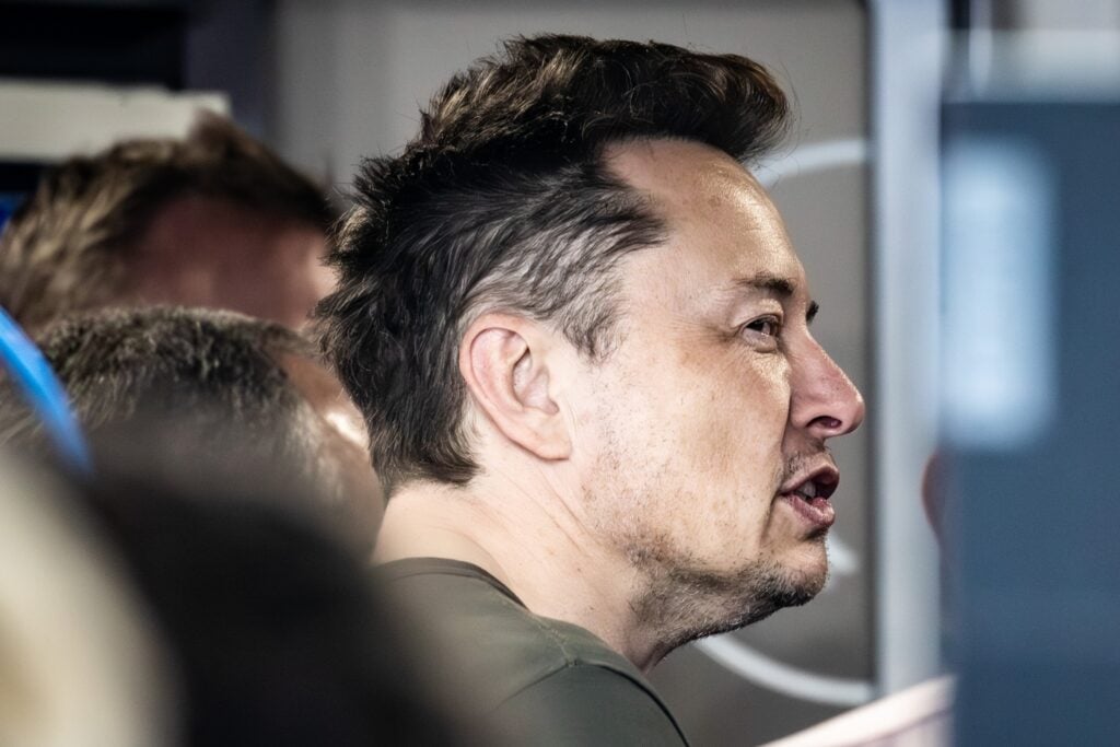 Gary Black Says Investors Shouldn't 'Fall in Love' With TSLA Stock, Calls Out 'Cult' Mentality for Attacking Those Who Questions Elon Musk-Led Company