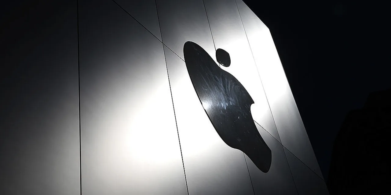 Apple Stock’s Growth Trajectory Is Challenged in 2026. Why This Analyst Is Staying on the Sidelines.