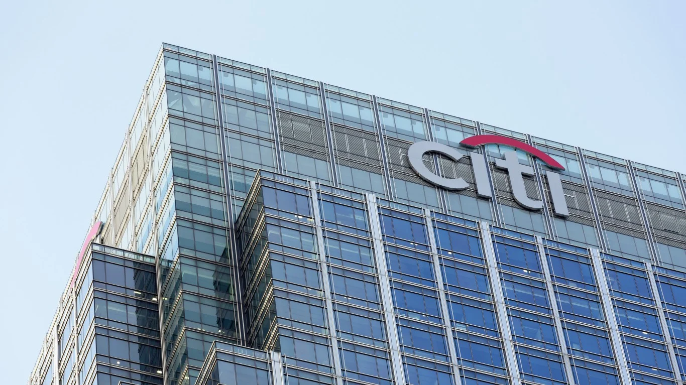 Bank Stocks Slide as Money-Center Names Lead Financials Lower: Citigroup Falls 4%, Bank of America Drops 3%, JPMorgan Chase Slips