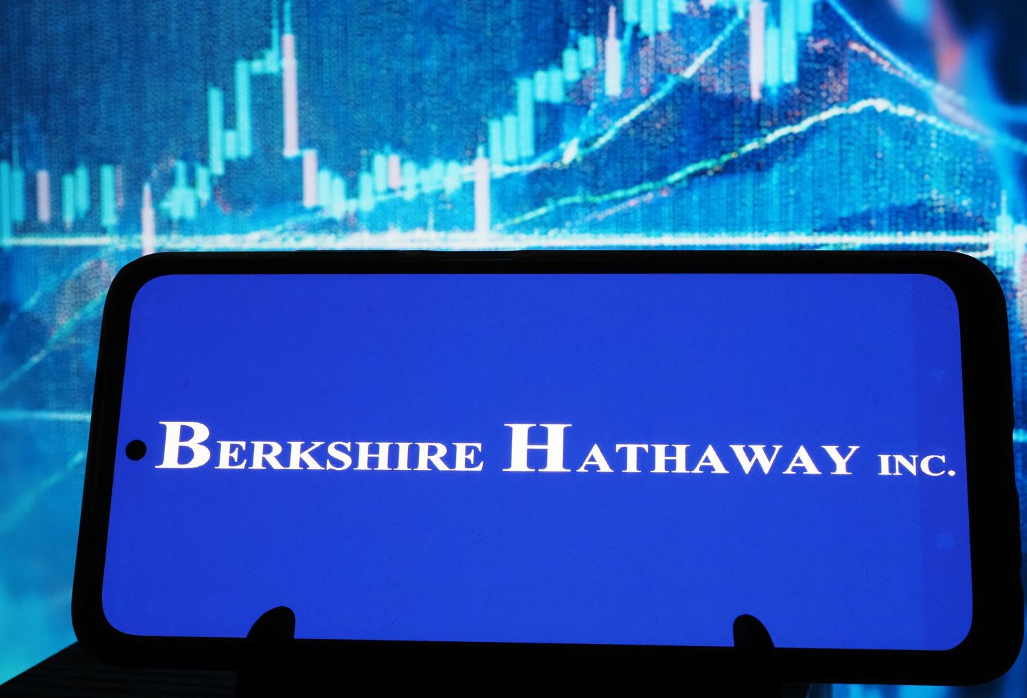 Why Berkshire Hathaway Stock Could Outperform as Geopolitical Tensions Rise