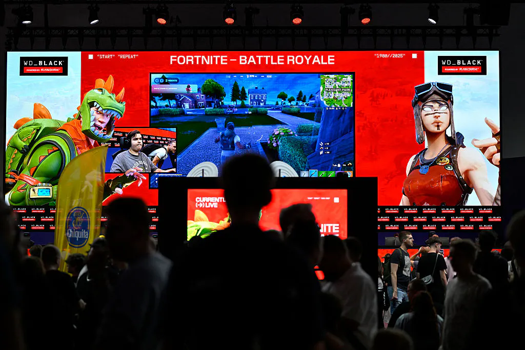 Epic scores two victories as “Fortnite” returns to Google Play and appeals court keeps injunction against Apple