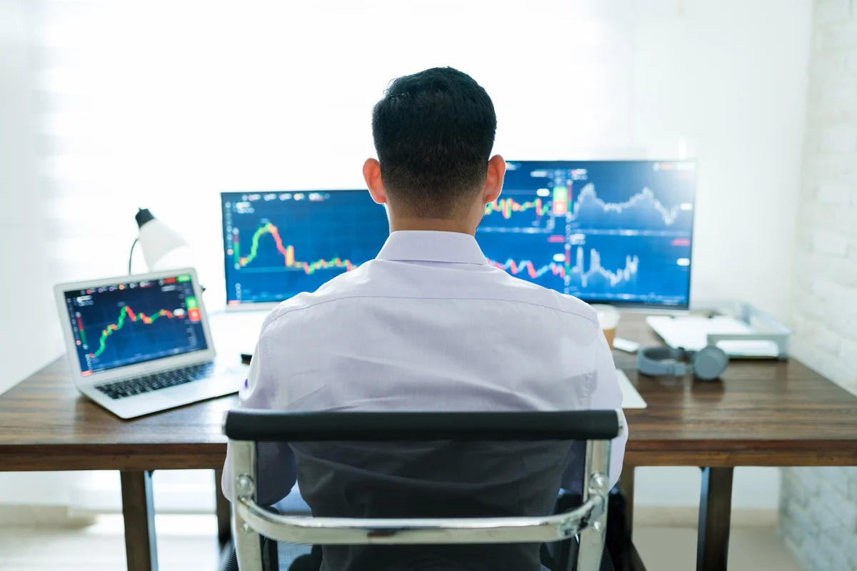 Magnificent Seven" Stocks Ranked by Share Repurchases and Dividends