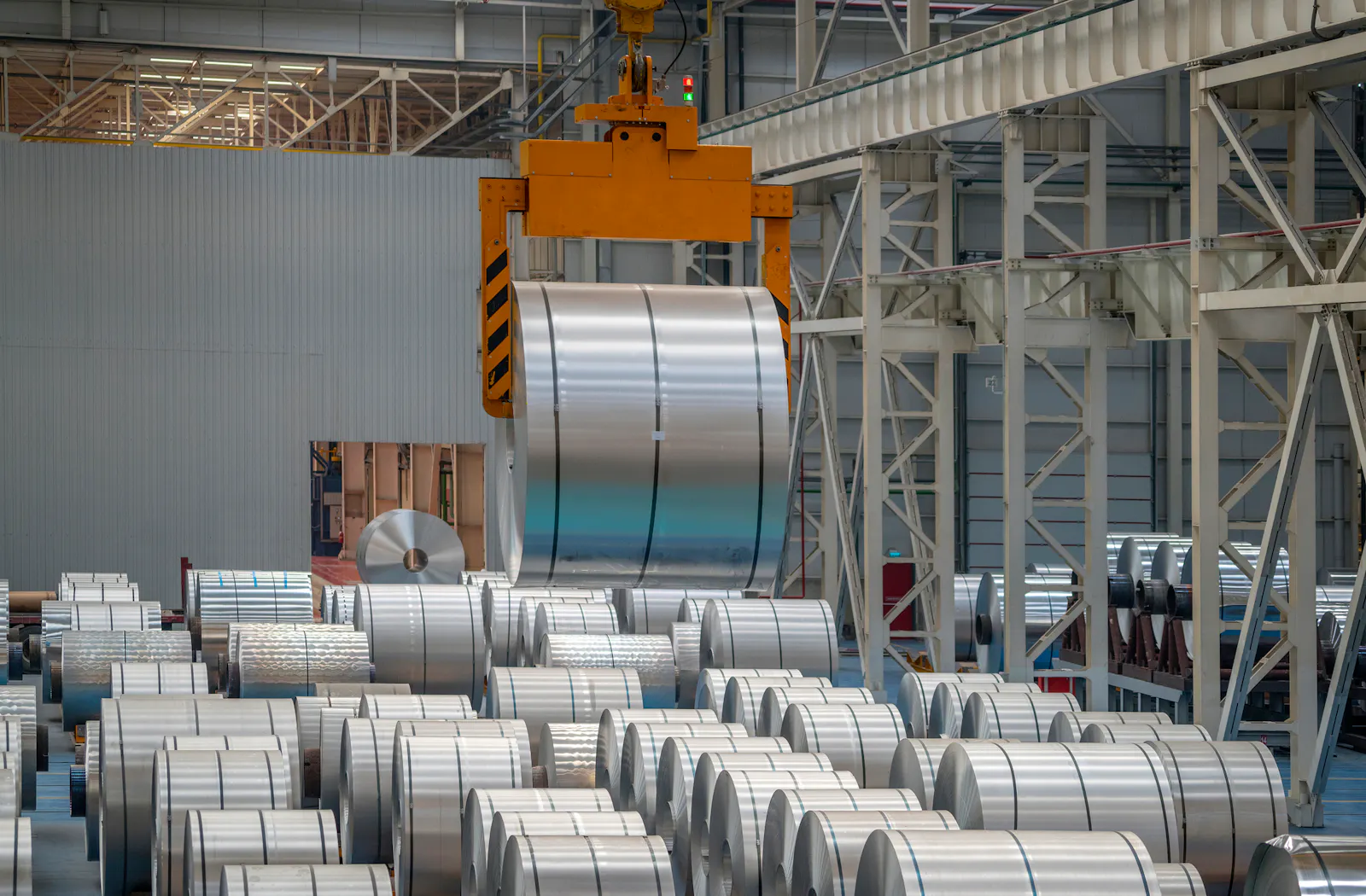 Ford dips as another large fire breaks out at the New York Novelis aluminum plant