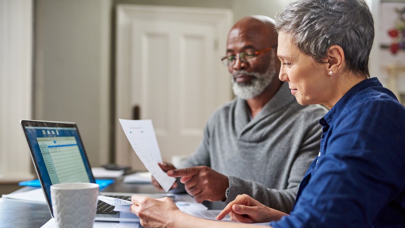 Walmart's Robots Are Struggling With Jobs Humans Do Easily. For Workers in Their 50s, Staying on the Payroll Could Be Worth More Than Another 401(k) Catch-Up