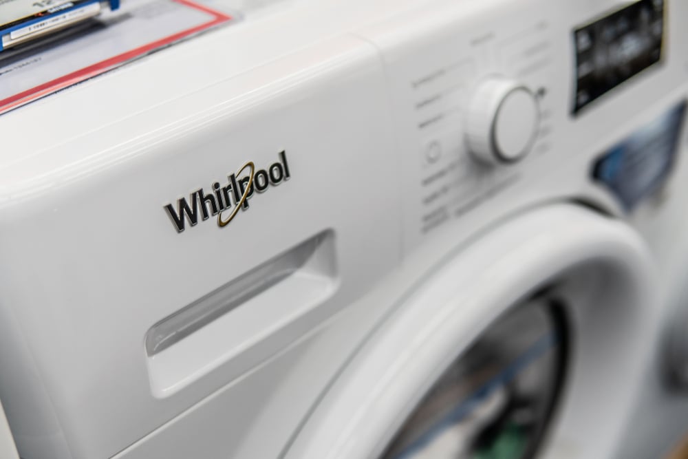 Whirlpool Analyst Remains Bearish Following Q3 EBIT Miss, Lower 2026 Outlook