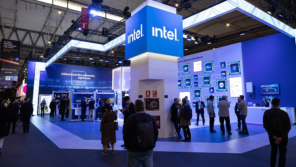 Intel Stock Tanks On Weak Q4 Guidance After Mixed Q3 Results