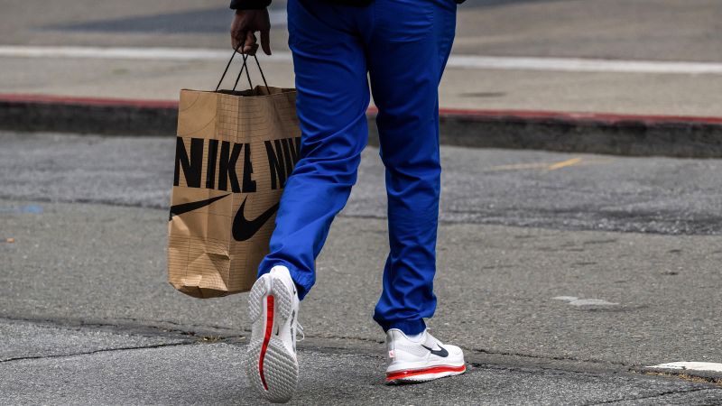 Nike says its tariff bill is $1 billion