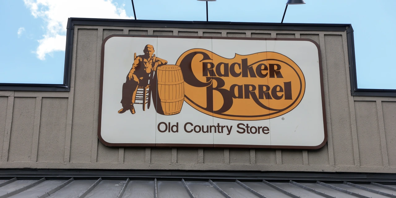 Cracker Barrel Works to Repair Its Business