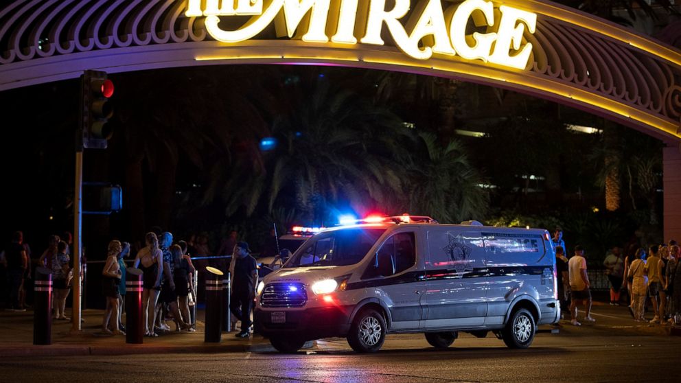 Vegas police ID man held in fatal Mirage hotel room shooting - ABC News