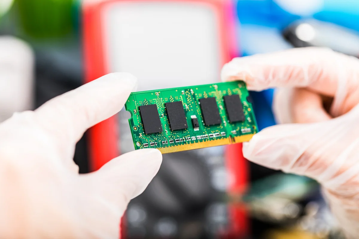 Why Sandisk Stock Gained 10% in February