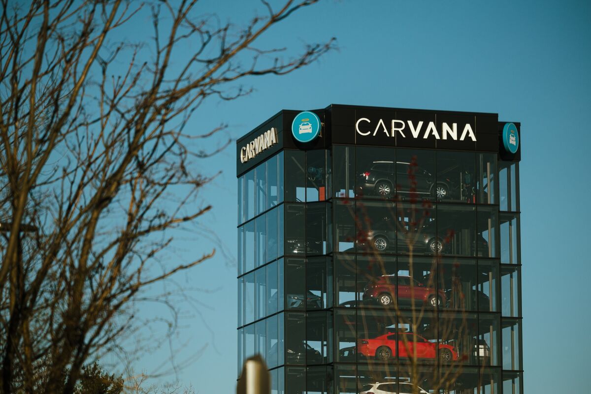 Carvana’s New-Car Push Aims to Upend Traditional Dealerships