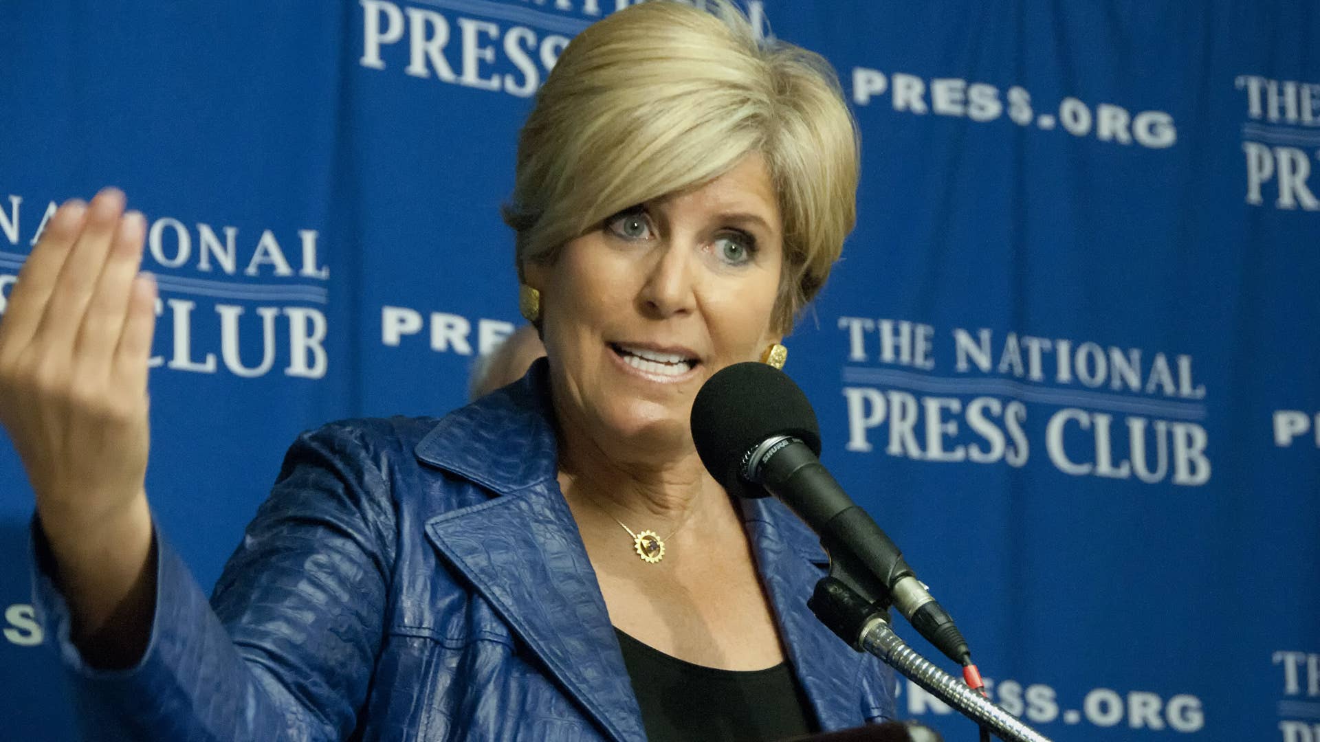 Suze Orman Warned 390,000 People Their Medicare Plans Are Shutting Down, Then CNBC Called the Same Stock a Turnaround