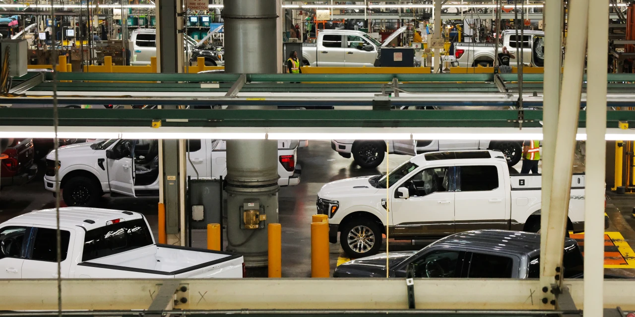 Ford CEO Aims for a 20% Sales Jump by 2032