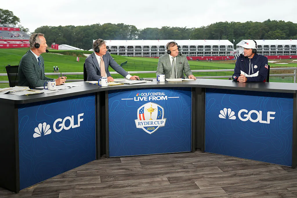 Comcast sinks as it completes the spinoff of most of its cable channels