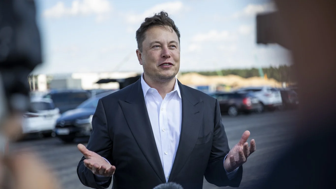 Elon Musk vs. Jeff Bezos: The Three-Way War for the Future of Space-Based AI