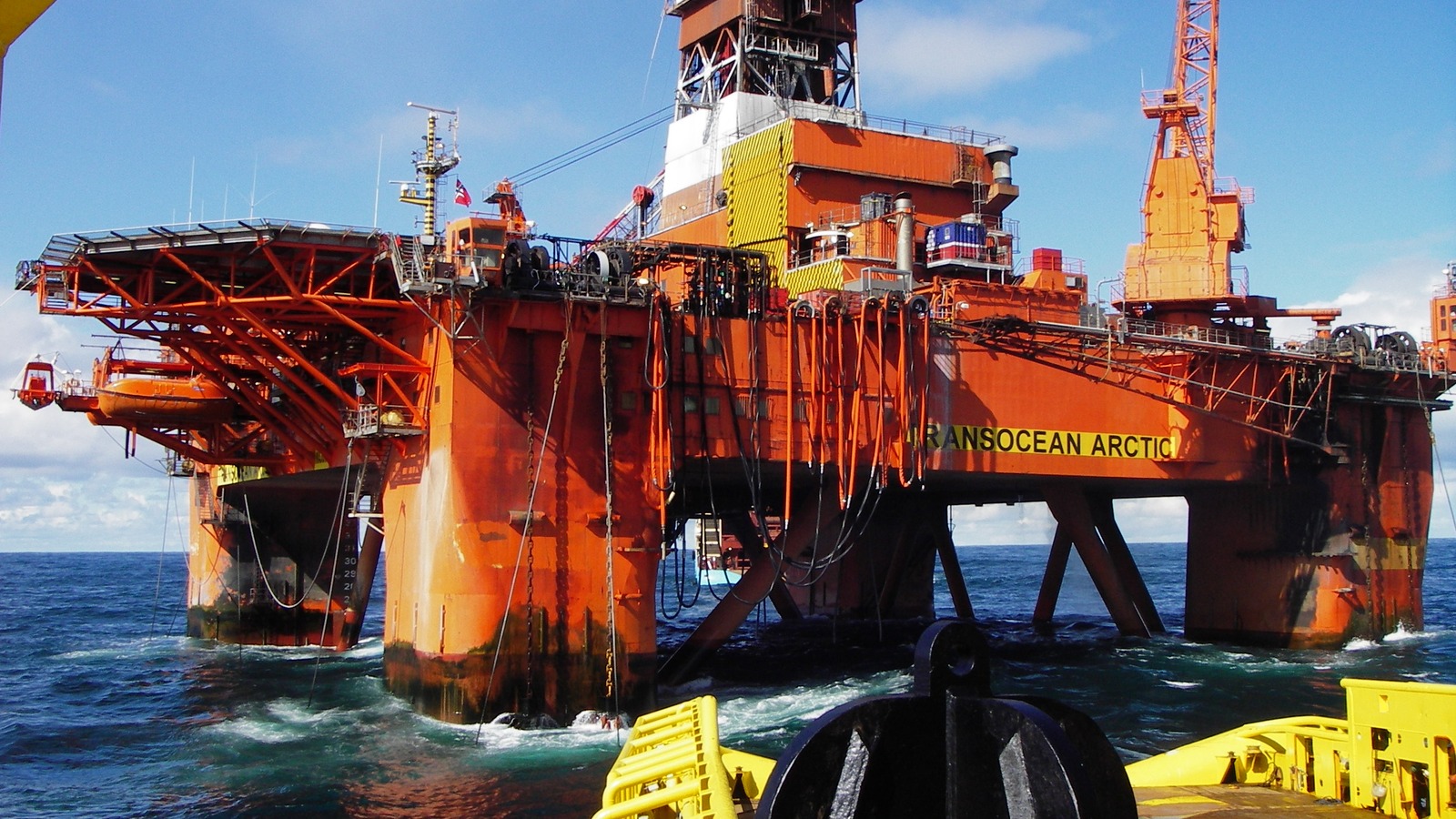 How Investors Are Reacting To Transocean Backlog Wins