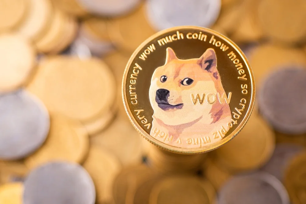Massive Dogecoin Moves Worth $50 Million Each Spotted On Robinhood