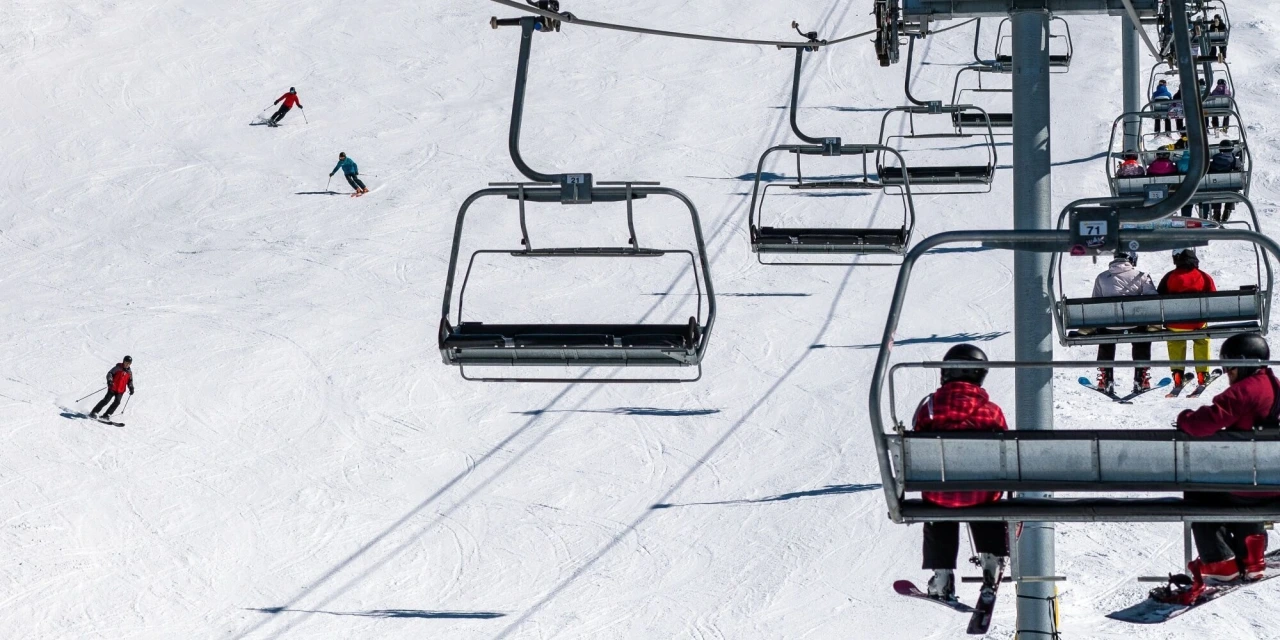 Vail Resorts Cuts Guidance After Low Snowfall Deters Skiers