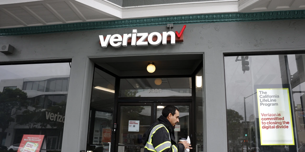 Cell Carriers Team Up to Boost Coverage Across the U.S.