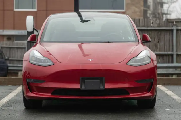 Texas man charged with manslaughter after Tesla crashes into home