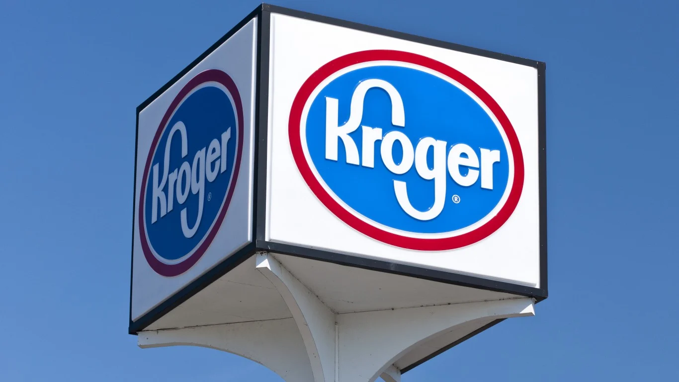 Forget Walmart. The Grocer Beating It on Trust and Margin Trades at a Third of the Multiple