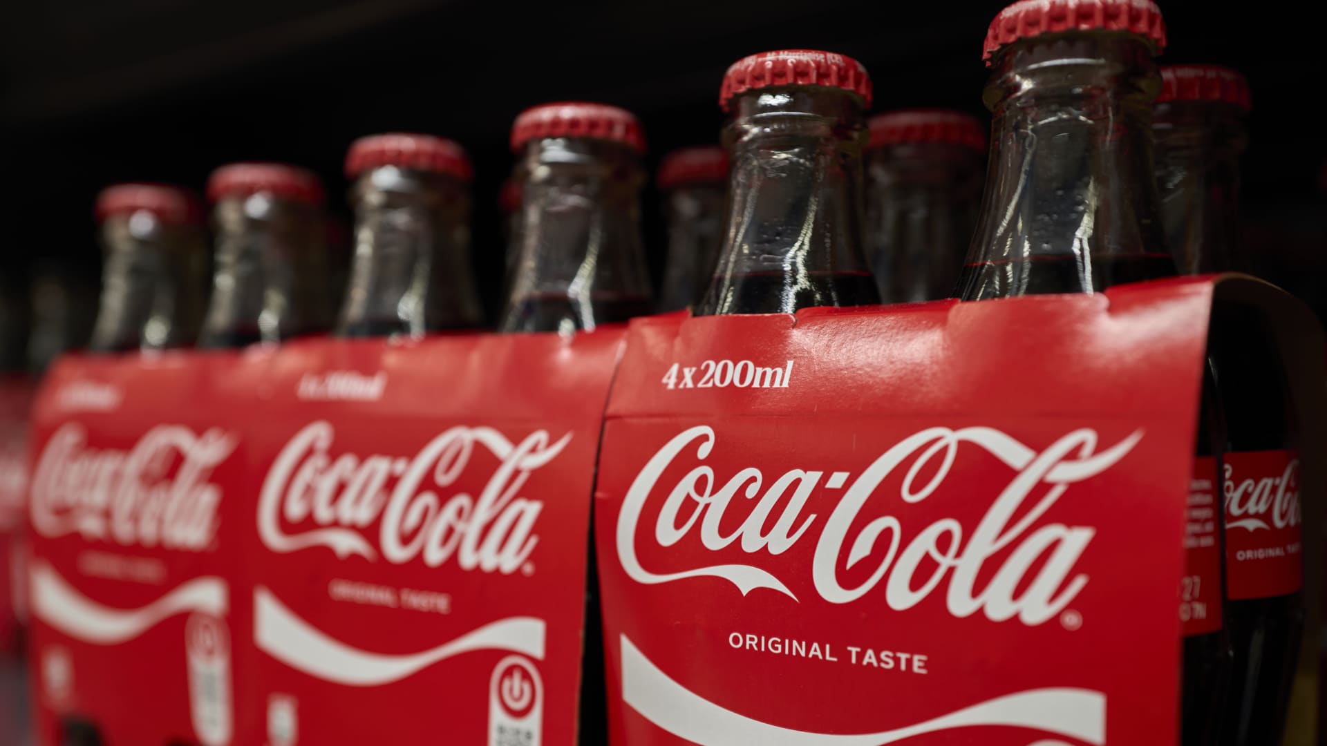 Coca-Cola is about to report earnings. Here's what to expect