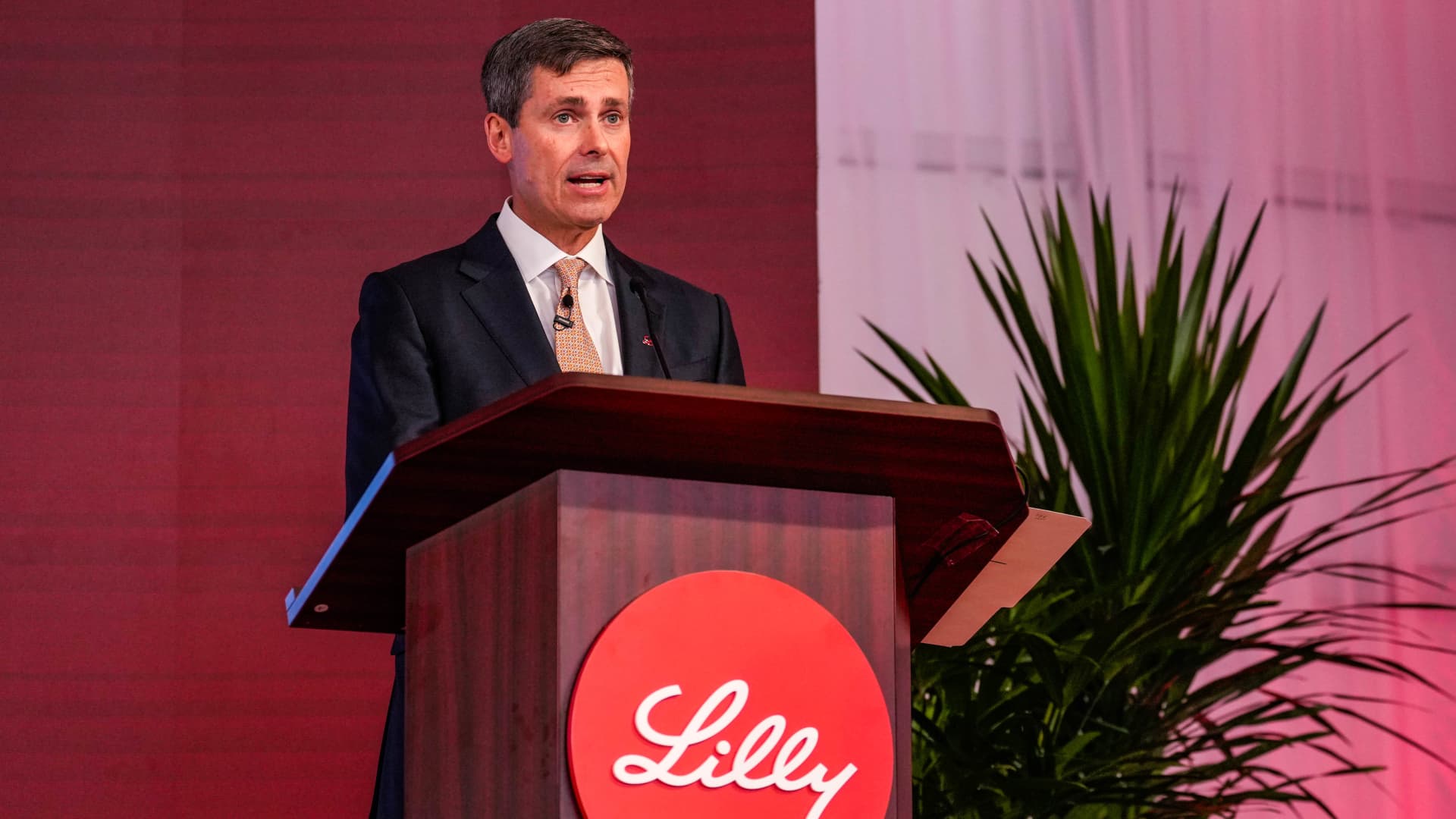 Eli Lilly to build $6 billion manufacturing plant in Alabama to help make upcoming obesity pill, other drugs