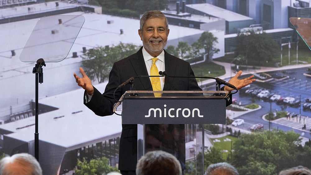 Micron, Sandisk Score Price-Target Hikes, Continue Advance