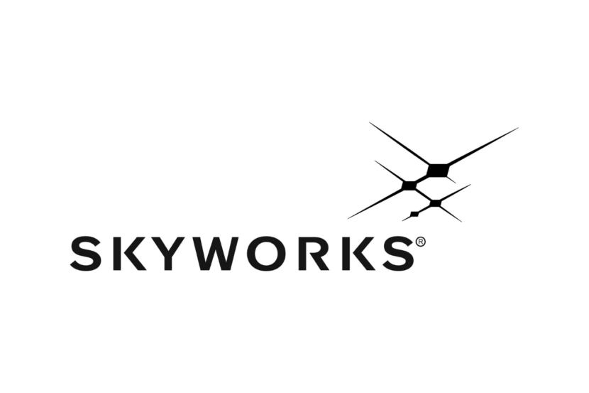 Skyworks Beats Q4 EPS Estimates, Projects AI-Driven Smartphone Surge Despite Modest Q1 Outlook