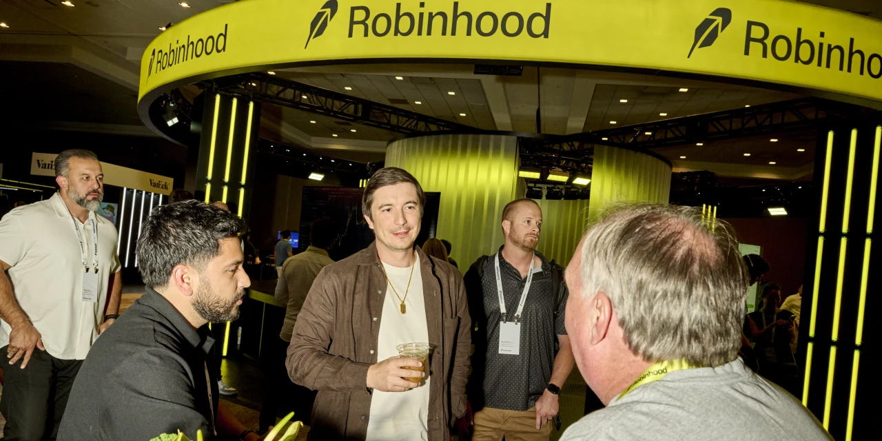 Prediction-Markets Race Heats Up as Robinhood and Crypto.com Hold Talks