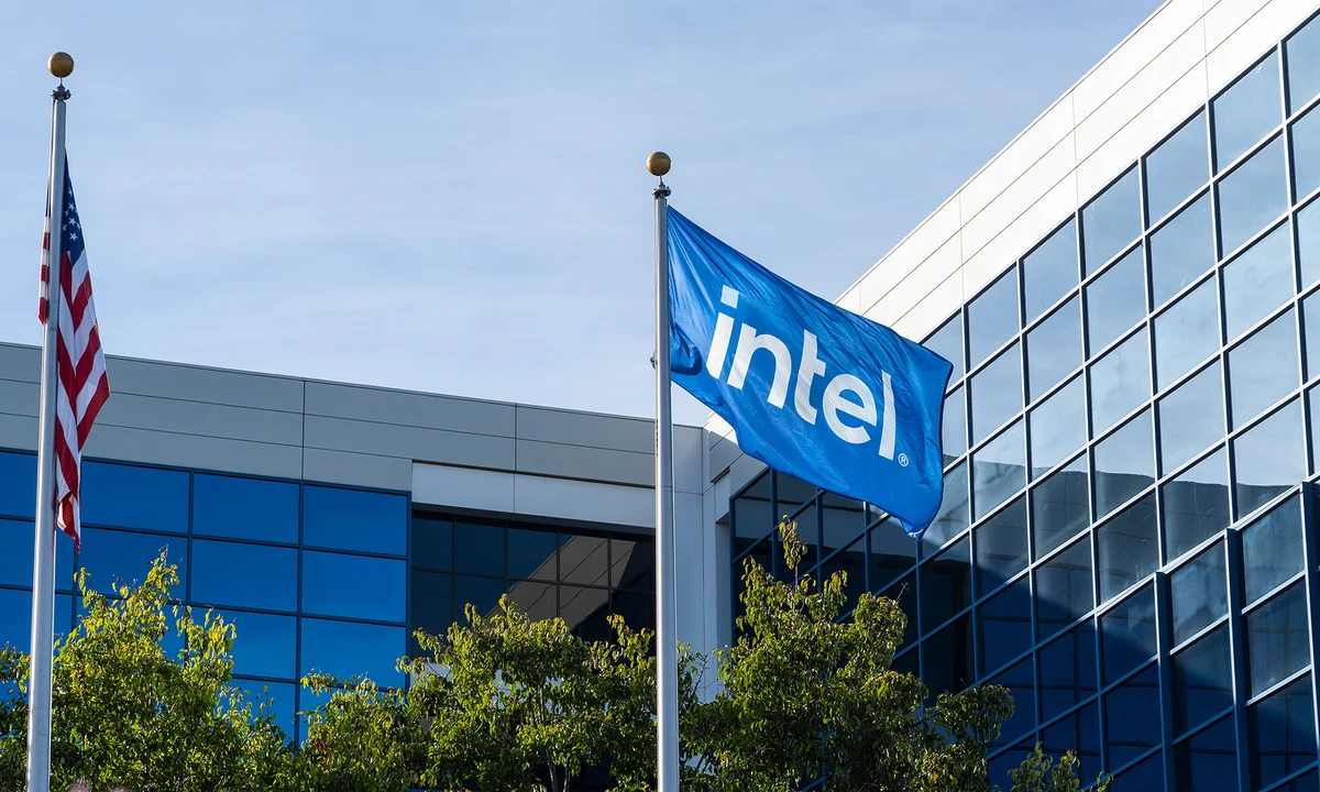 Intel Is Selling $15 Billion of Stock to Fund the AI Build-Out. The Dilution Is About 3%. The Premarket Hit Was 5%.