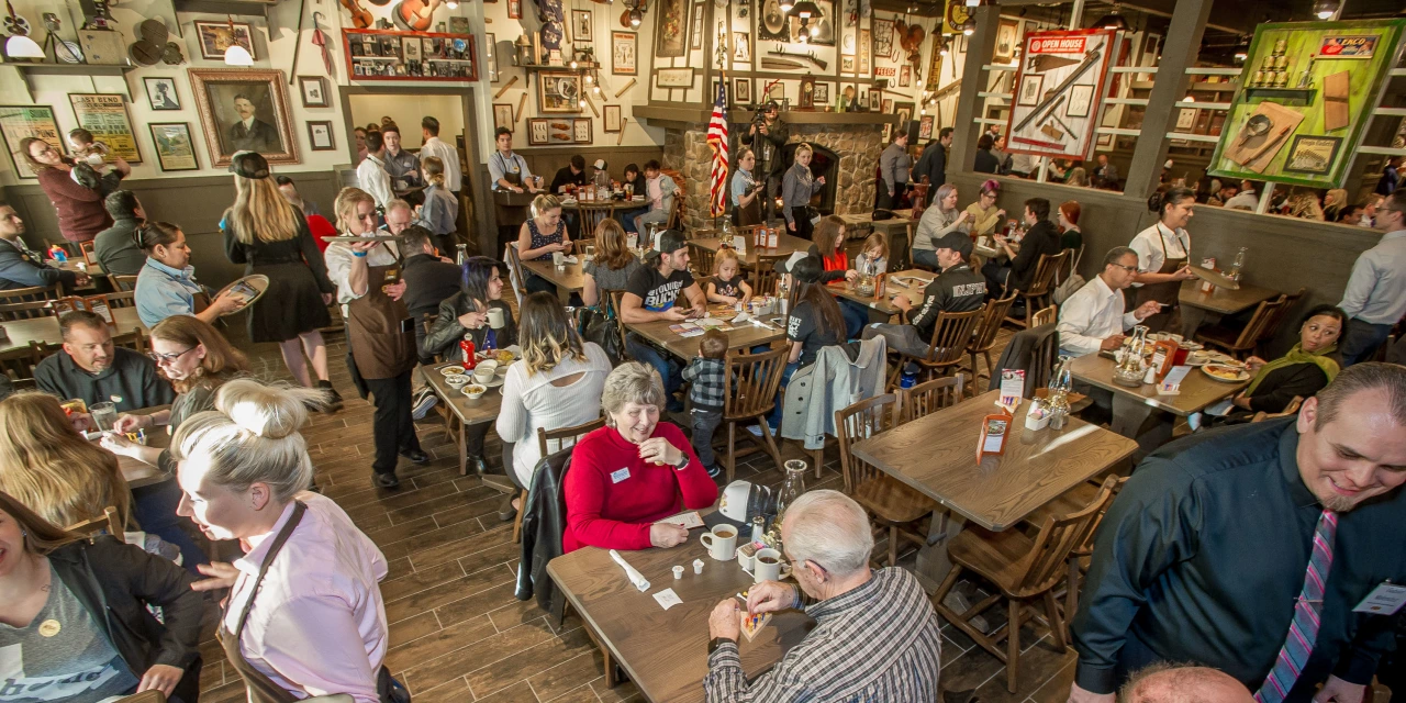 Stocks to Watch Wednesday: Oracle, GameStop, Cracker Barrel, Aegon