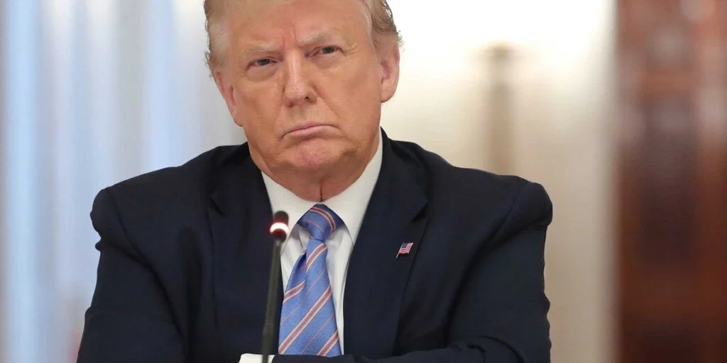 Trump to Host Two Crypto Dinners This Month Amid Growing Ethics Concerns