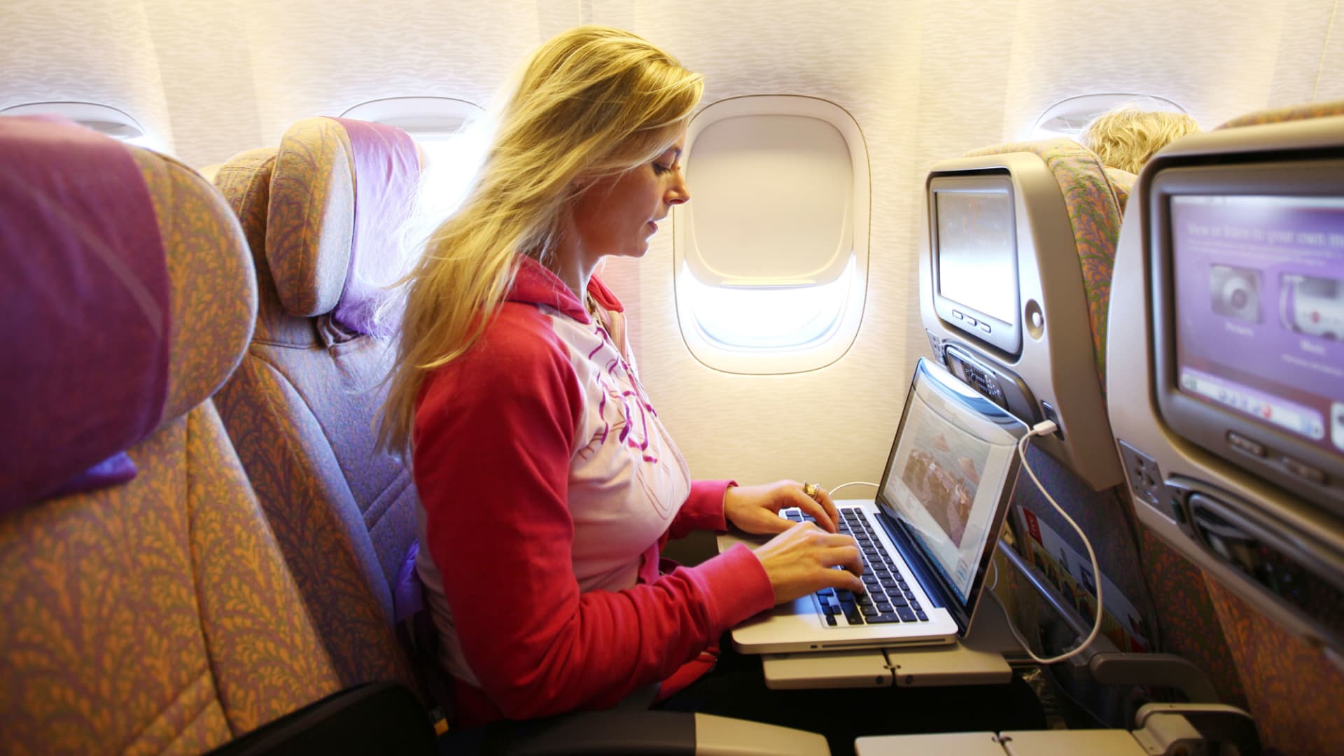 How to Get Free In-Flight Wi-Fi - CNBC