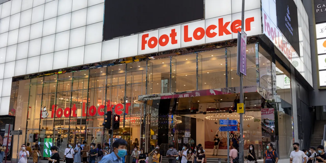 How Foot Locker went from a sneakerhead destination to a store struggling to get rid of old shoes