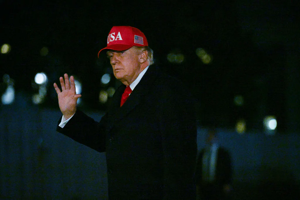 Brent crude surges past $100 again and stocks tick lower after Trump orders Hormuz blockade