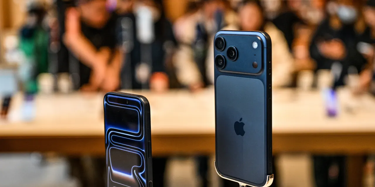 The sneaky factor that Apple investors need to watch in the new year