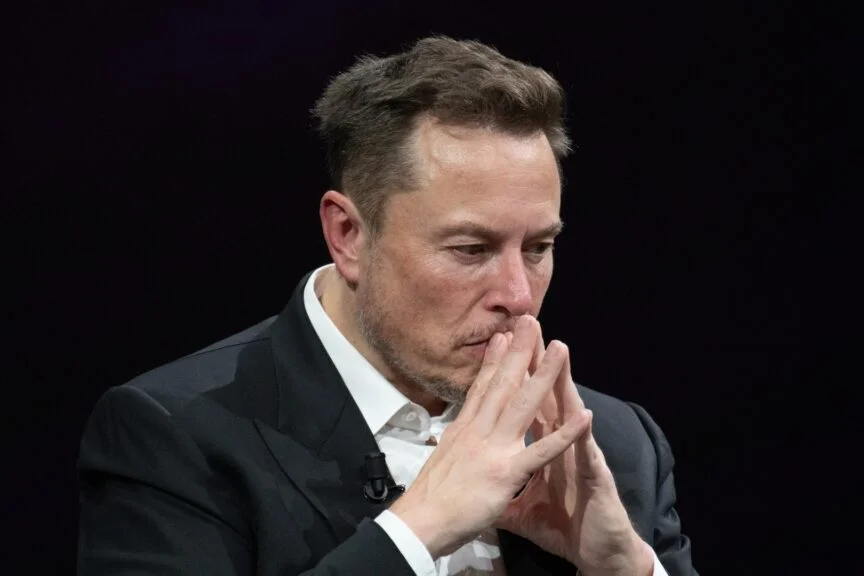 'Watershed Moment,' Says Tesla Analyst As Elon Musk Makes Surprise China Visit To Reportedly Discuss FSD - Benzinga