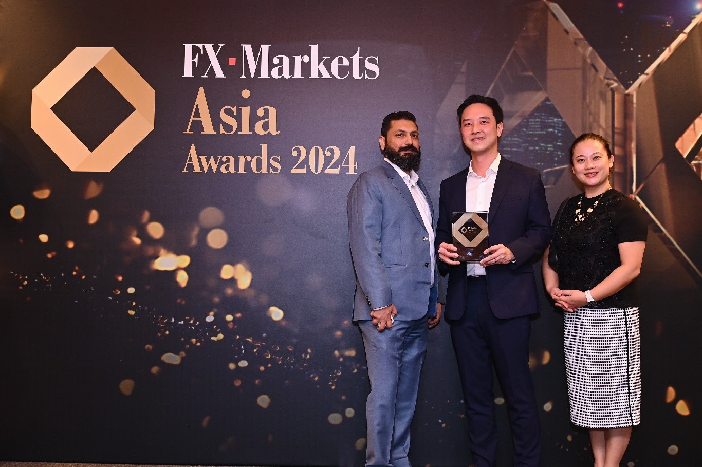 Bloomberg Wins Best Buy-Side FX Trading Platform for a Consecutive Year at FX Markets Asia Awards | Press - Bloomberg