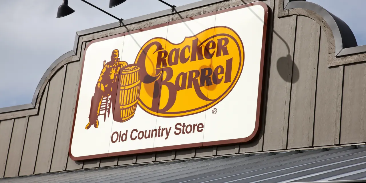 Cracker Barrel backtracked on a remodel and logo change. Did that help the company?