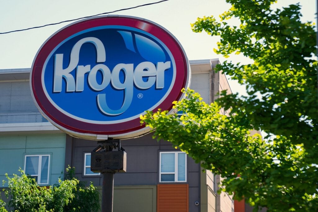 Kroger Stock Crashes 10% On Triple Whammy: Missed Earnings, Squeezed Margins And Soft Outlook