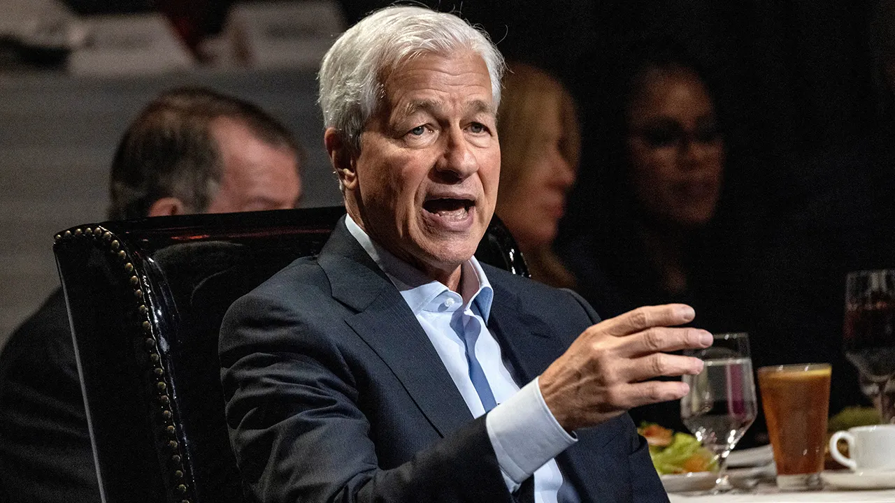 Jamie Dimon is skeptical about the odds of a 'soft landing' - Fox Business
