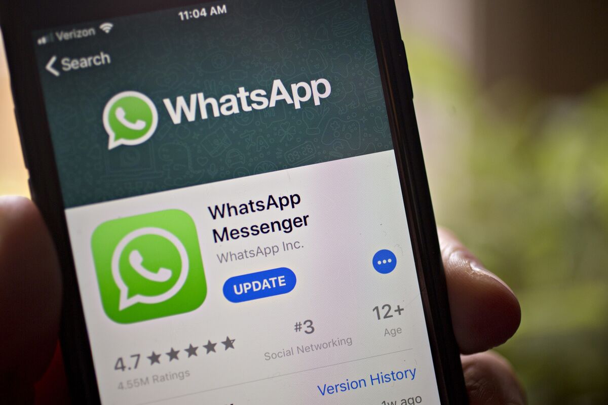 Apple Asked to Scrub WhatsApp From China App Store, WSJ Says - Bloomberg