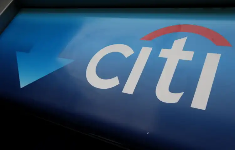 Citi credit card delinquency rate rises, net charge-offs fall in October