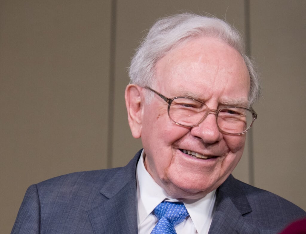 Warren Buffett Set Berkshire Hathaway Up for Years: Top 5 Stocks Yield $589 Million Each Quarter