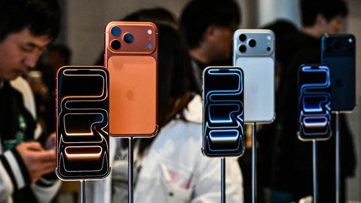 Apple Plans Satellite-Upgraded iPhone and Watch Features