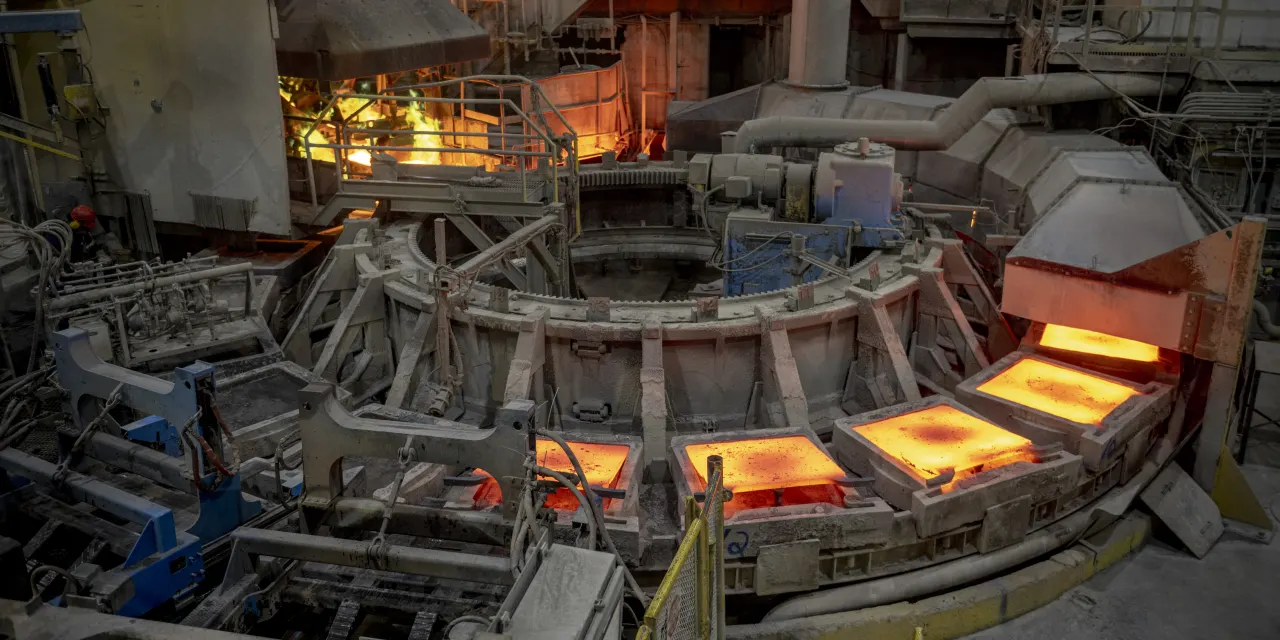 Glencore Stock Jumps, and Rio Tinto Shares Fall. The Two Miners Confirm Early Merger Talks.