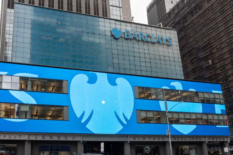 Barclays hits 52-week trading high as the stock continues to rally in 2025
